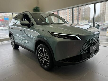 Omoda C7
