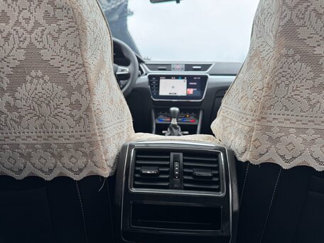 2023 Skoda Superb III Рестайлинг, белый, 2350000 рублей, вид 3