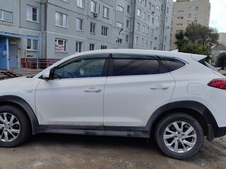 2019 Hyundai Tucson III Рестайлинг, белый, 2200000 рублей, вид 4