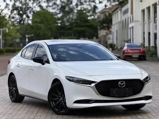 2023 Mazda 3 Axela IV (BP), белый, 1780000 рублей, вид 1