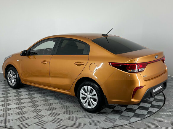 2019 Kia Rio IV, оранжевый, 1420000 рублей - вид 6