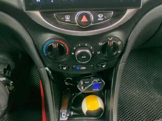 2013 Hyundai Solaris I, серый, 950000 рублей, вид 3
