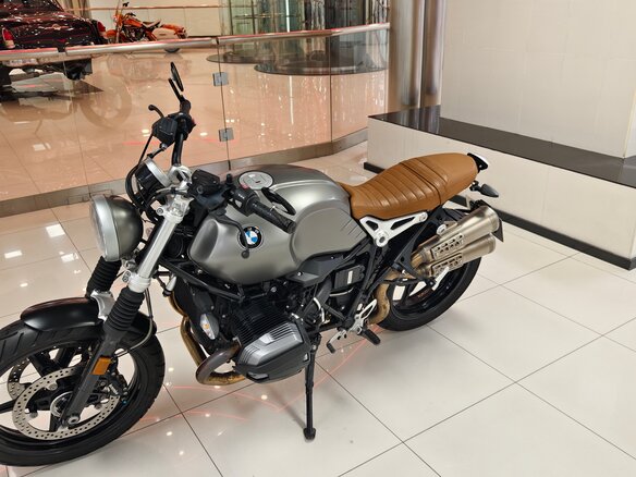 2017 BMW R Nine T Scrambler, серебристый, 1150000 рублей - вид 30