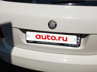 2010 Skoda Fabia II Рестайлинг, белый, 500000 рублей, вид 1