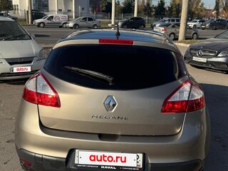 2012 Renault Megane III Рестайлинг, бежевый, 580000 рублей, вид 3