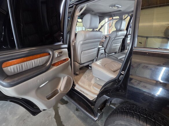 2003 Lexus LX 470 II Рестайлинг, чёрный, 1820000 рублей - вид 20