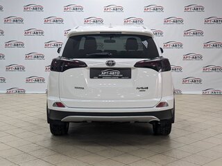 2017 Toyota RAV4 IV (XA40) Рестайлинг, белый, 2149000 рублей, вид 5