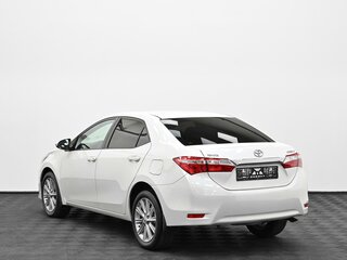 2013 Toyota Corolla XI (E160, E170, E180), белый, 1209000 рублей, вид 4