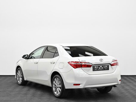 2013 Toyota Corolla XI (E160, E170, E180), белый, 1209000 рублей, вид 4