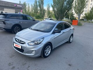 2012 Hyundai Solaris I, серебристый, 600000 рублей, вид 1