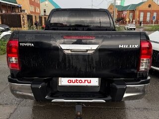 2018 Toyota Hilux VIII, чёрный, 4000000 рублей, вид 2