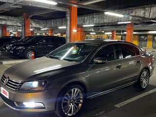 2011 Volkswagen Passat B7, серый, 1149990 рублей, вид 1