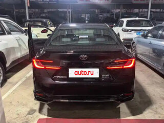 2024 Toyota Camry VIII (XV70) Рестайлинг, чёрный, 3323222 рублей, вид 5