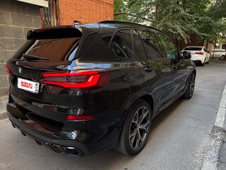 2020 BMW X5 40d IV (G05/G18), чёрный, 7900000 рублей, вид 5