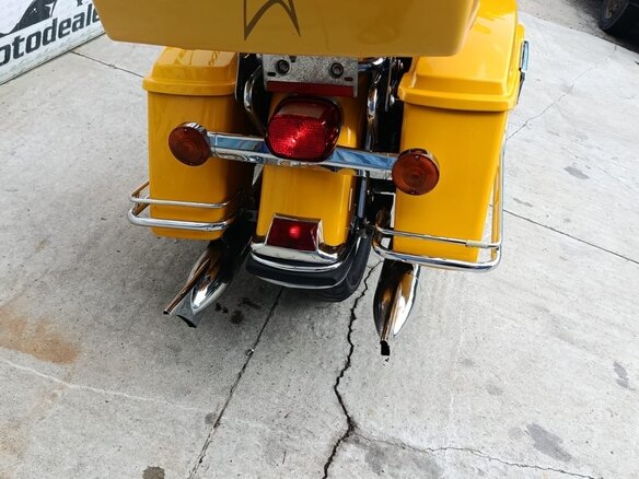 2004 Harley-Davidson Electra Glide, жёлтый, 520000 рублей - вид 4