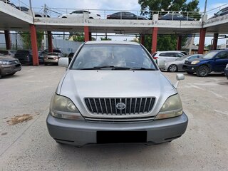 Toyota Harrier I (XU10)