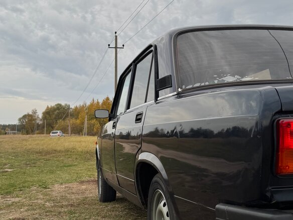 2011 Lada (ВАЗ) 2107, синий, 190000 рублей - вид 4