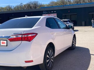 2014 Toyota Corolla XI (E160, E170, E180), белый, 850000 рублей, вид 4