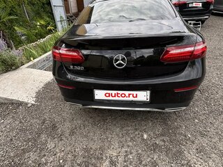 2019 Mercedes-Benz E-Класс 300 V (W213, S213, C238), чёрный, 4500000 рублей, вид 3