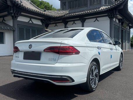 2023 Volkswagen Bora IV (China Market) Рестайлинг, белый, 1560000 рублей, вид 4