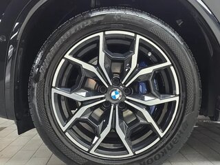 2023 BMW X4 20i II (G02) Рестайлинг, чёрный, 5940000 рублей, вид 4