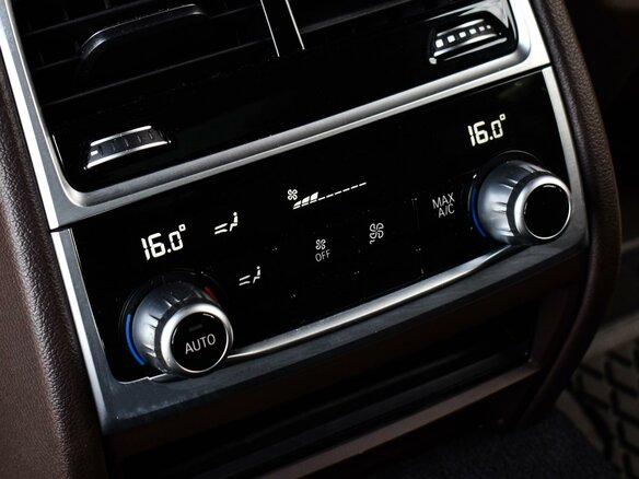 2019 BMW 7 серии 730i VI (G11/G12) Рестайлинг, чёрный, 5200000 рублей - вид 23