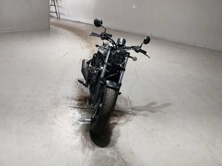 2023 Honda CMX 500 Rebel, серый, 819000 рублей, вид 4