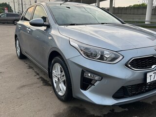 2018 Kia Ceed III, серебристый, 1750000 рублей, вид 3