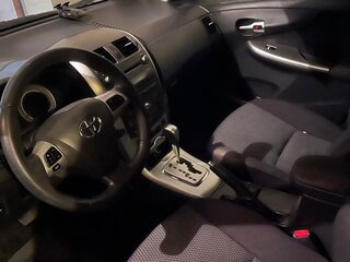 2011 Toyota Corolla X (E140, E150) Рестайлинг, серебристый, 1150000 рублей, вид 2