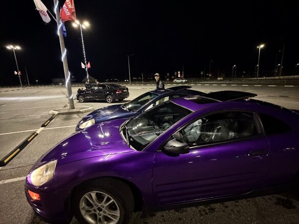 2001 Mitsubishi Eclipse III, фиолетовый, 675000 рублей - вид 6