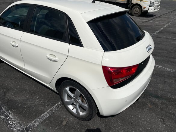 2014 Audi A1 I (8X), белый, 1180000 рублей - вид 4