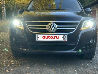 2011 Volkswagen Tiguan I, чёрный, 1100000 рублей, вид 2