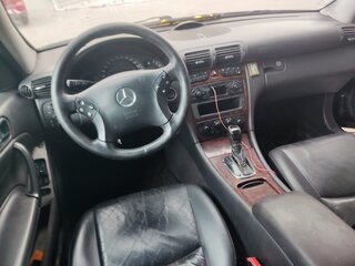 2000 Mercedes-Benz C-Класс 200 II (W203), чёрный, 400000 рублей, вид 4
