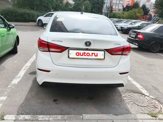 2023 Changan Alsvin, белый, 1300000 рублей, вид 4