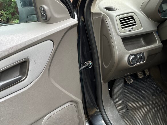 2013 Chevrolet Cobalt II, чёрный, 474000 рублей - вид 18