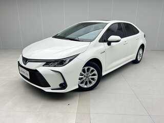 2023 Toyota Corolla XII (E210), белый, 1780000 рублей, вид 1
