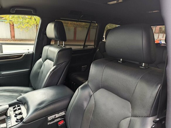 2019 Lexus LX 450d III Рестайлинг 2, серый, 7974000 рублей - вид 16