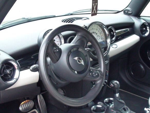 2013 Mini Hatch Cooper S II (R56) Рестайлинг, чёрный, 1250000 рублей - вид 14