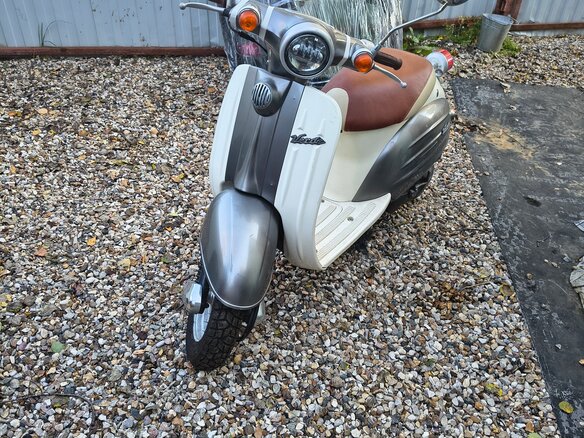 1999 Suzuki Verde, серебристый, 70000 рублей - вид 5