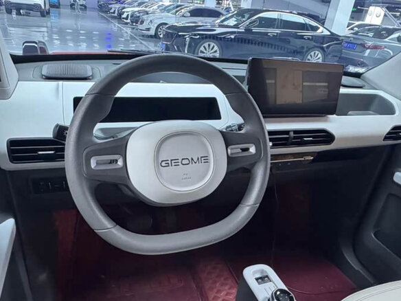 2024 Geely Panda Mini I, оранжевый, 930000 рублей - вид 5