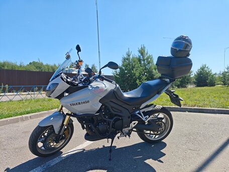 2008 Triumph Tiger 1050, серый, 500000 рублей, вид 1