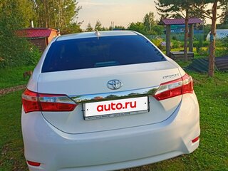 2018 Toyota Corolla XI (E160, E170, E180) Рестайлинг 1, белый, 1550000 рублей, вид 3