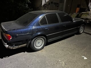 1996 BMW 7 серии 728i III (E38), синий, 550000 рублей, вид 3