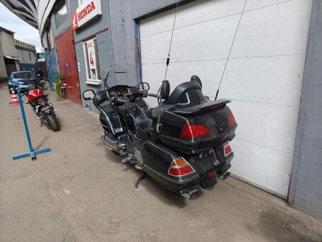 2003 Honda GL 1800 Gold Wing, чёрный, 750000 рублей, вид 4