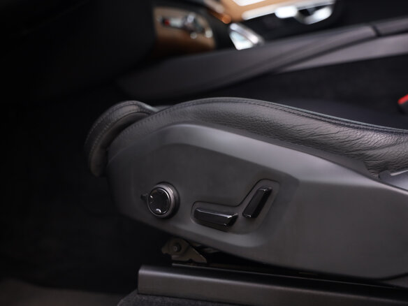 2021 Volvo XC90 II Рестайлинг 1, серый - вид 25