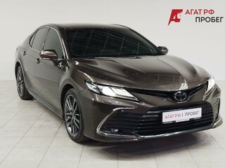 2021 Toyota Camry VIII (XV70) Рестайлинг, коричневый, 3858000 рублей, вид 3