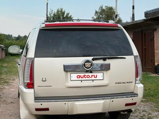 2013 Cadillac Escalade III, белый, 2230000 рублей, вид 4
