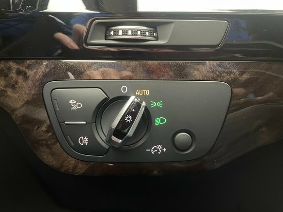 2016 Audi Q7 II (4M), чёрный, 4190000 рублей - вид 33