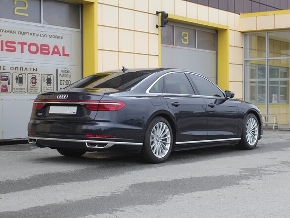 2019 Audi A8 55 TFSI IV (D5), чёрный, 3845000 рублей - вид 5