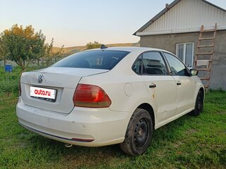 2018 Volkswagen Polo V Рестайлинг, белый, 600000 рублей, вид 4